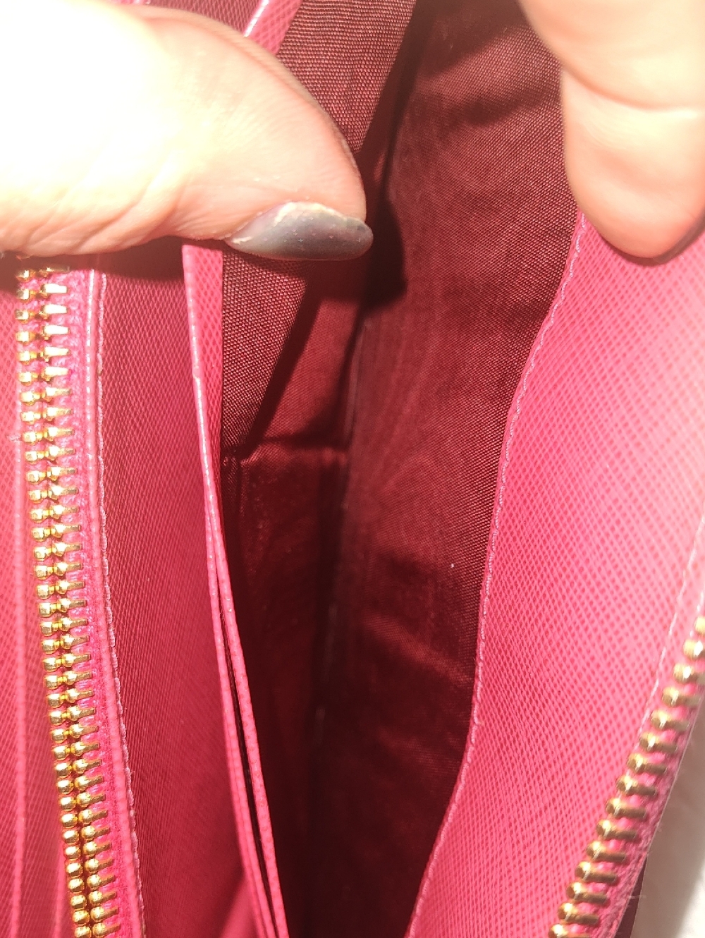 Authentic Prada Pink Saffiano Leather Bow Zip-Around Wallet  Retail $1300 - Picture 15 of 16